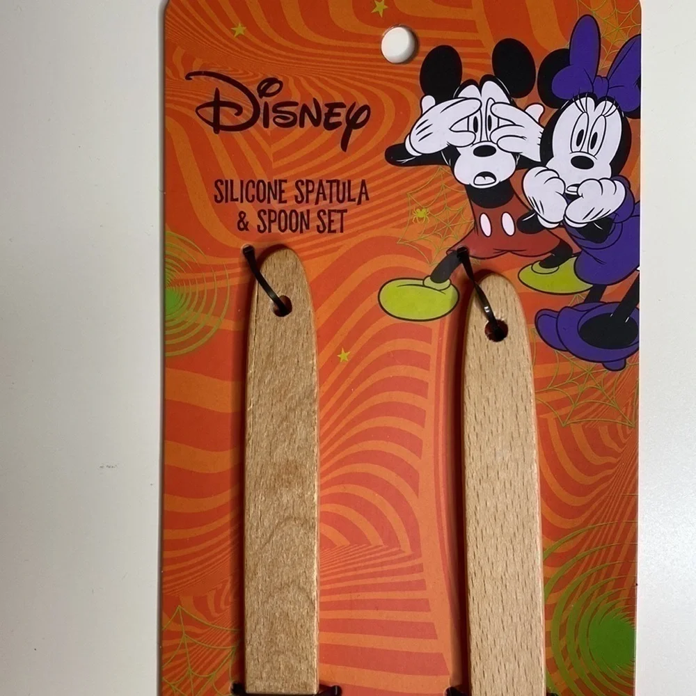 NWT DISNEY HALLOWEEN BOO MICKEY & MINNIE SILICONE SPATULA & SPOON SET